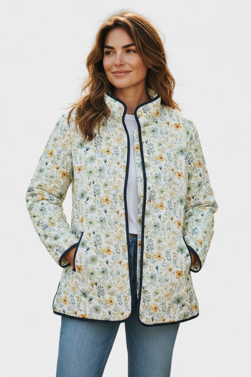 Amabel Light Quilted Jacket with Delicate Floral Pattern
