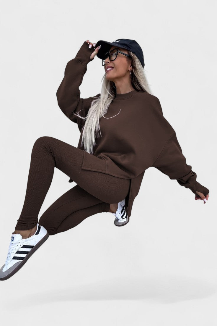 Olivia, Relaxed Long-Sleeve Top & Trousers Set