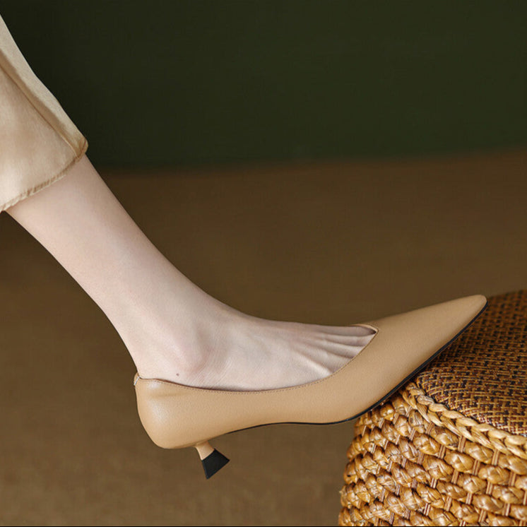 Georgia Elegant Pointed-Toe Pumps
