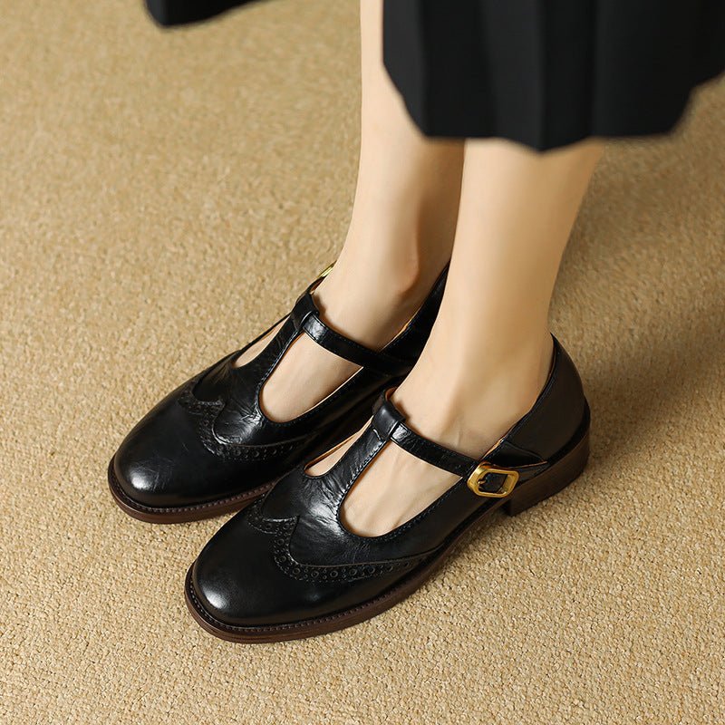 Amelie Classic Ladies' Strappy Shoes - view 8
