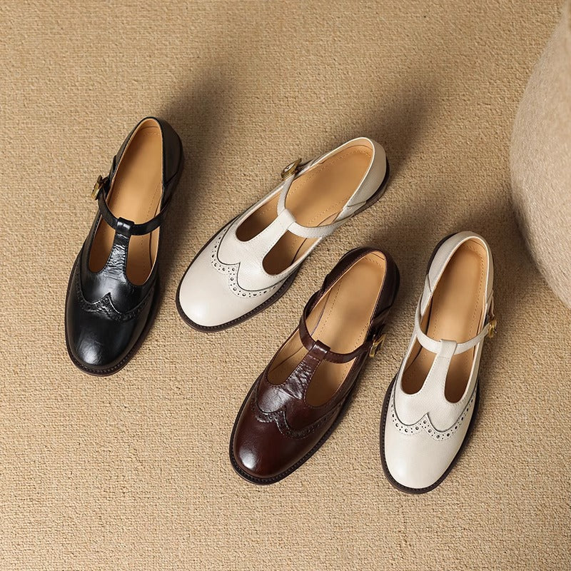 Amelie Classic Ladies' Strappy Shoes - view 9