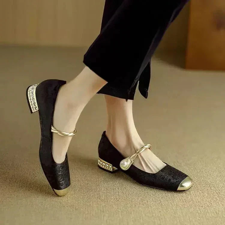 Frieda Classic Strappy Shoes with an Elegant Look - view 8