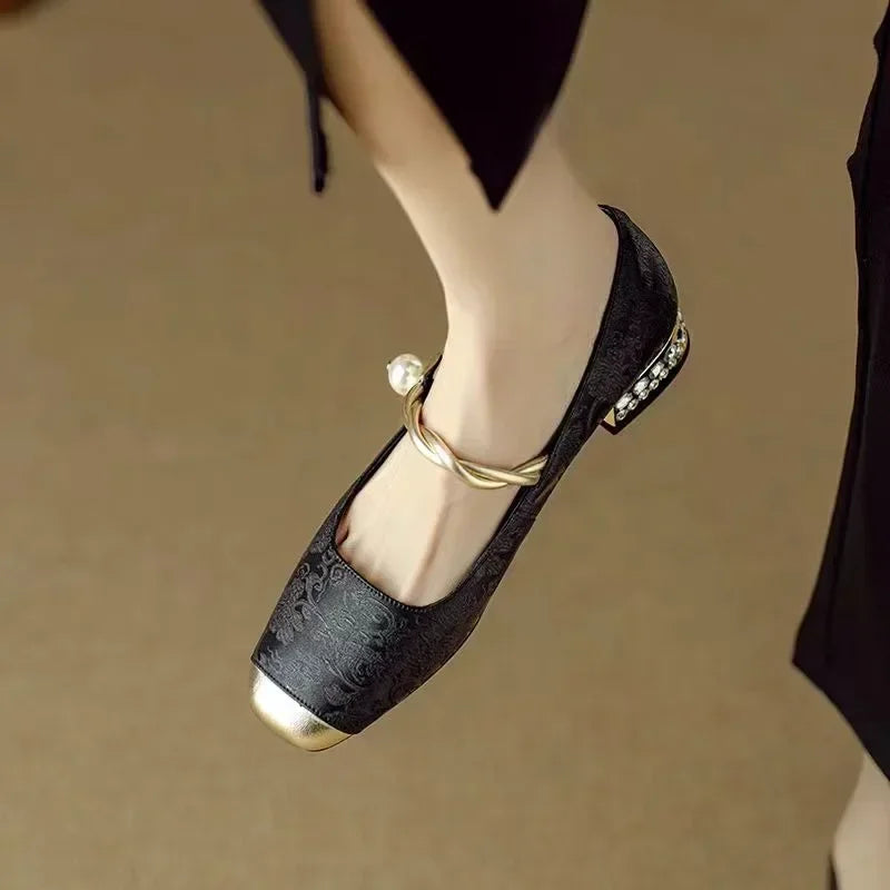 Frieda Classic Strappy Shoes with an Elegant Look - view 7