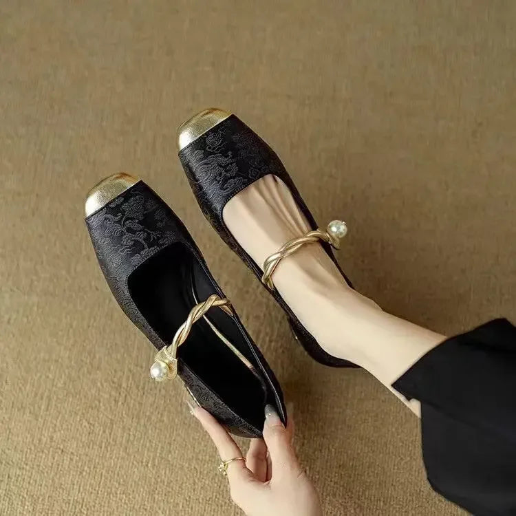 Frieda Classic Strappy Shoes with an Elegant Look - view 3