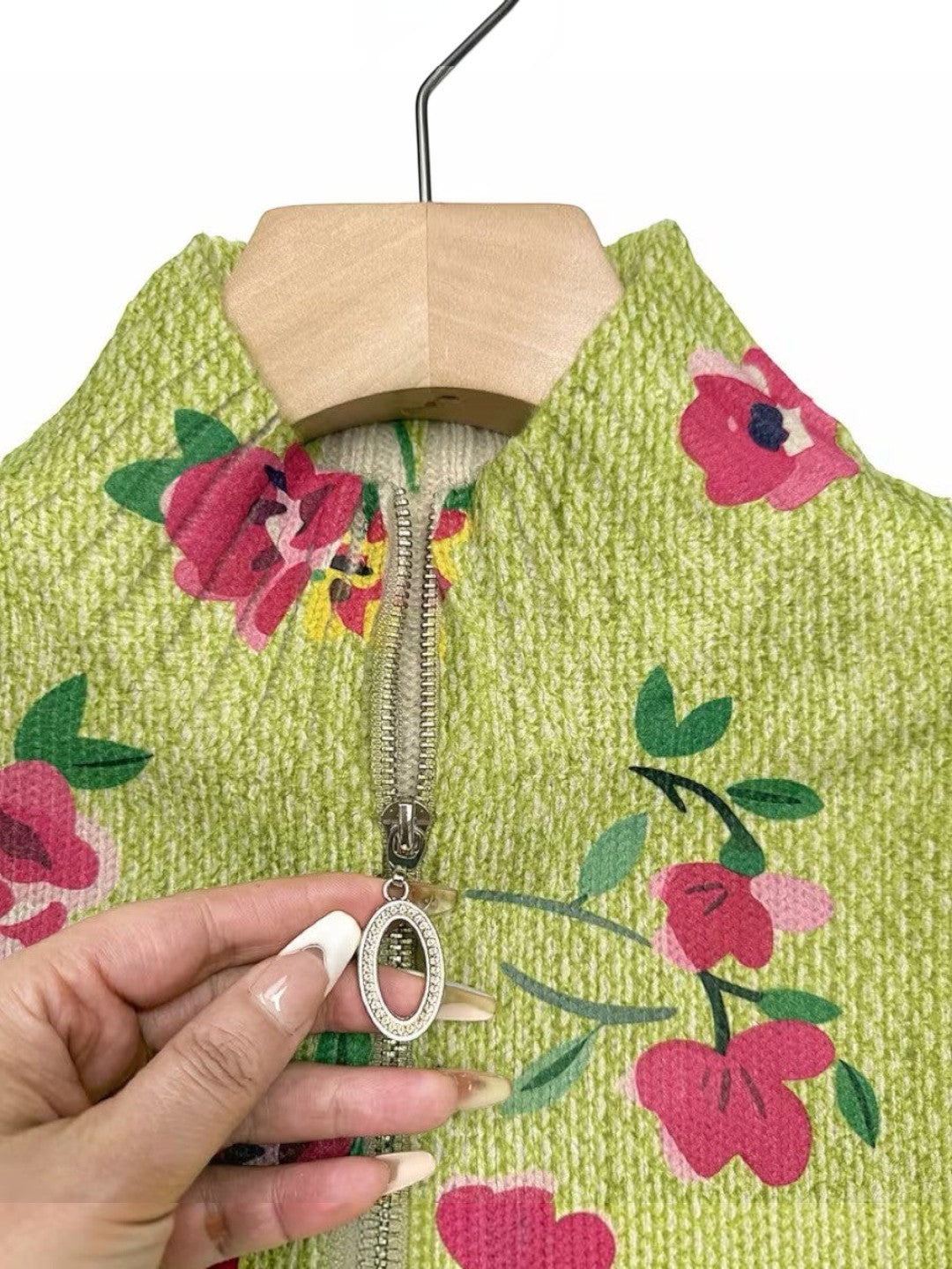 Elke Green Cardigan with Floral Pattern - view 3